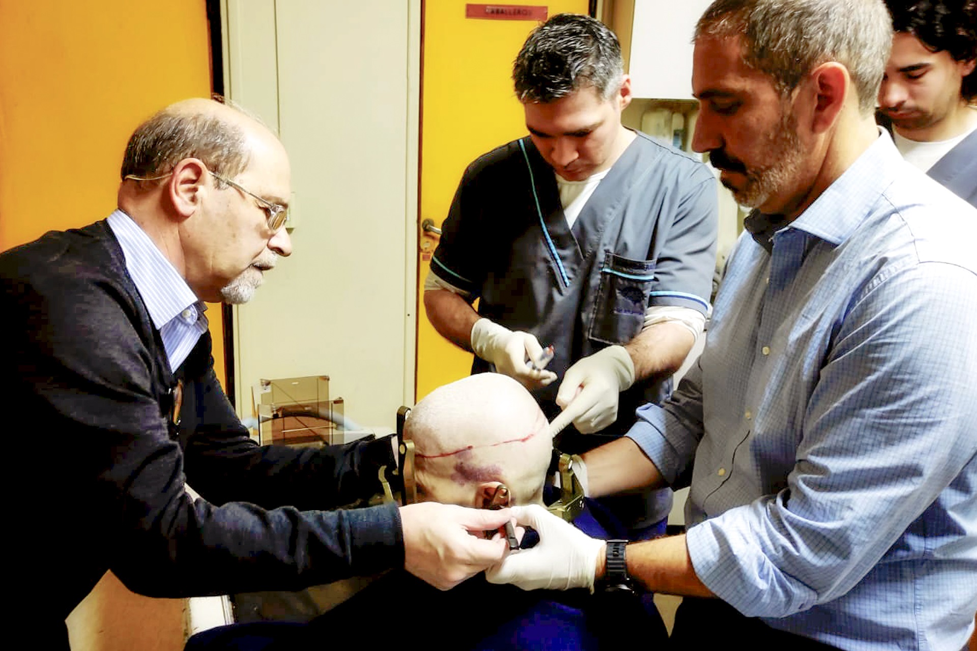 2024 08 10 salud cirugia parkinson 2