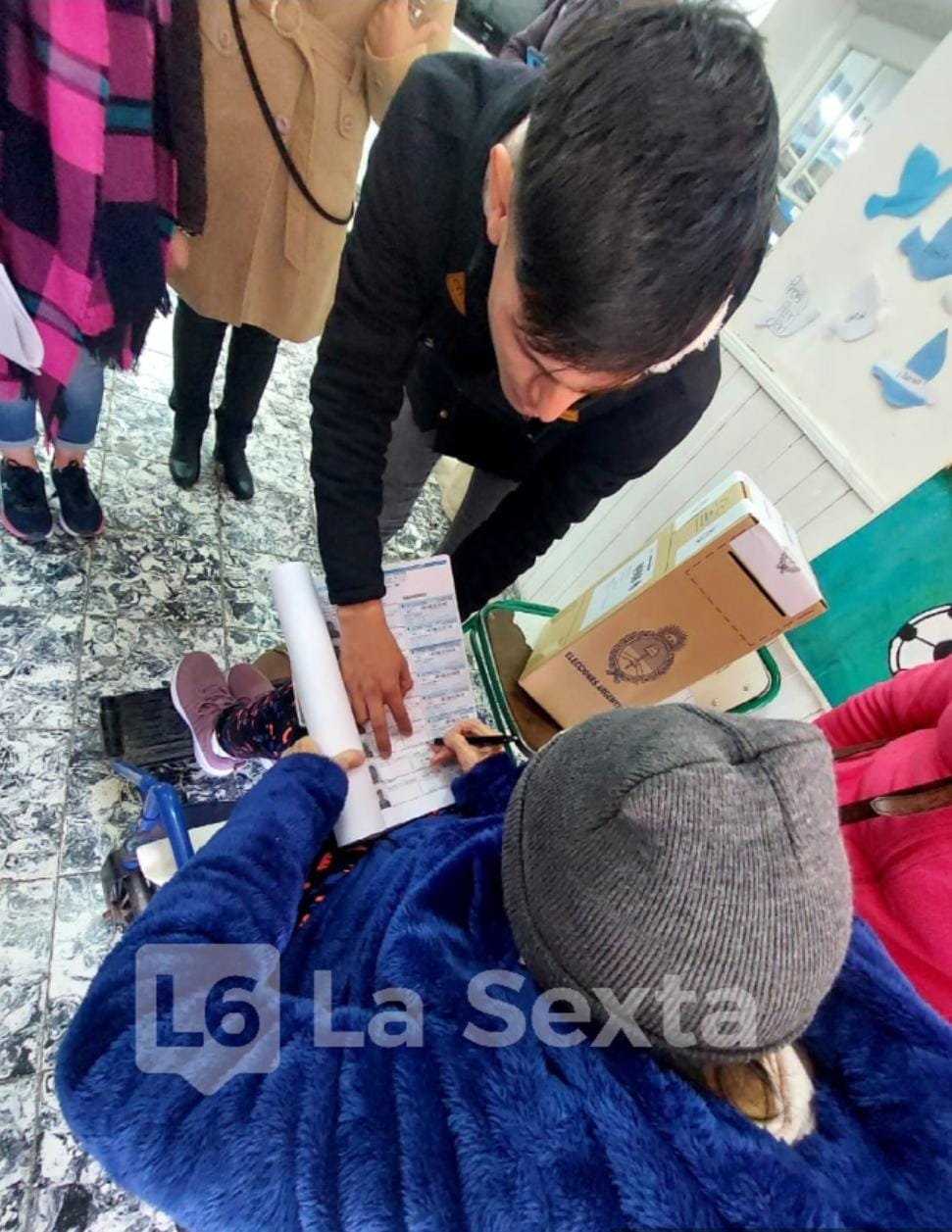 302de8e9 0412 4560 bc45 055b540f2a47