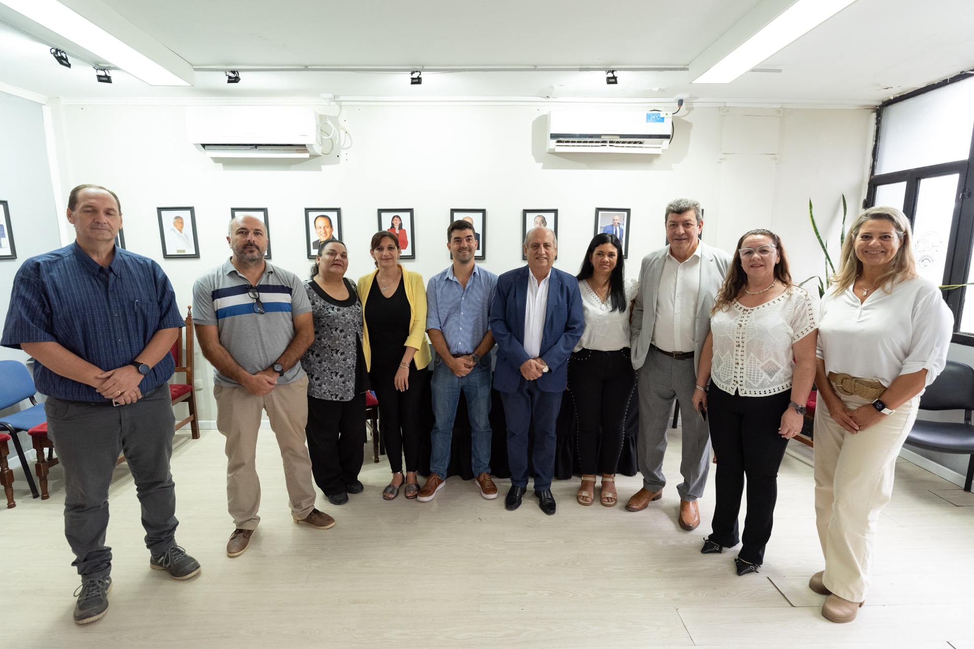 30 viviendas santa elena 2026 3.jpg