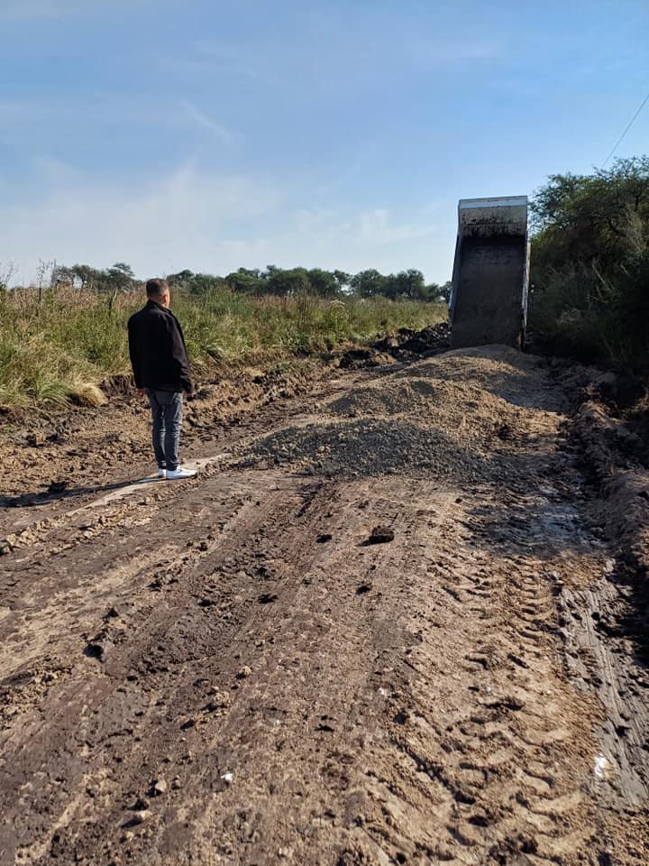 448237559 764531049201509 1697807664684810885 n