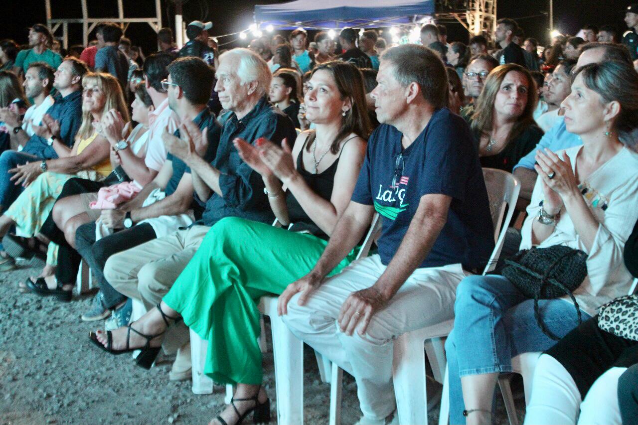 63853531 203b 4470 95ec 7a69c80a7736