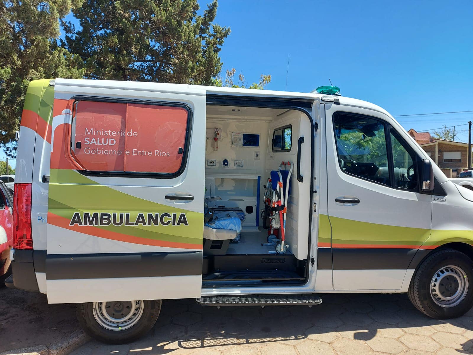 AmbulanciaAbiertaentregadanoviembre2021