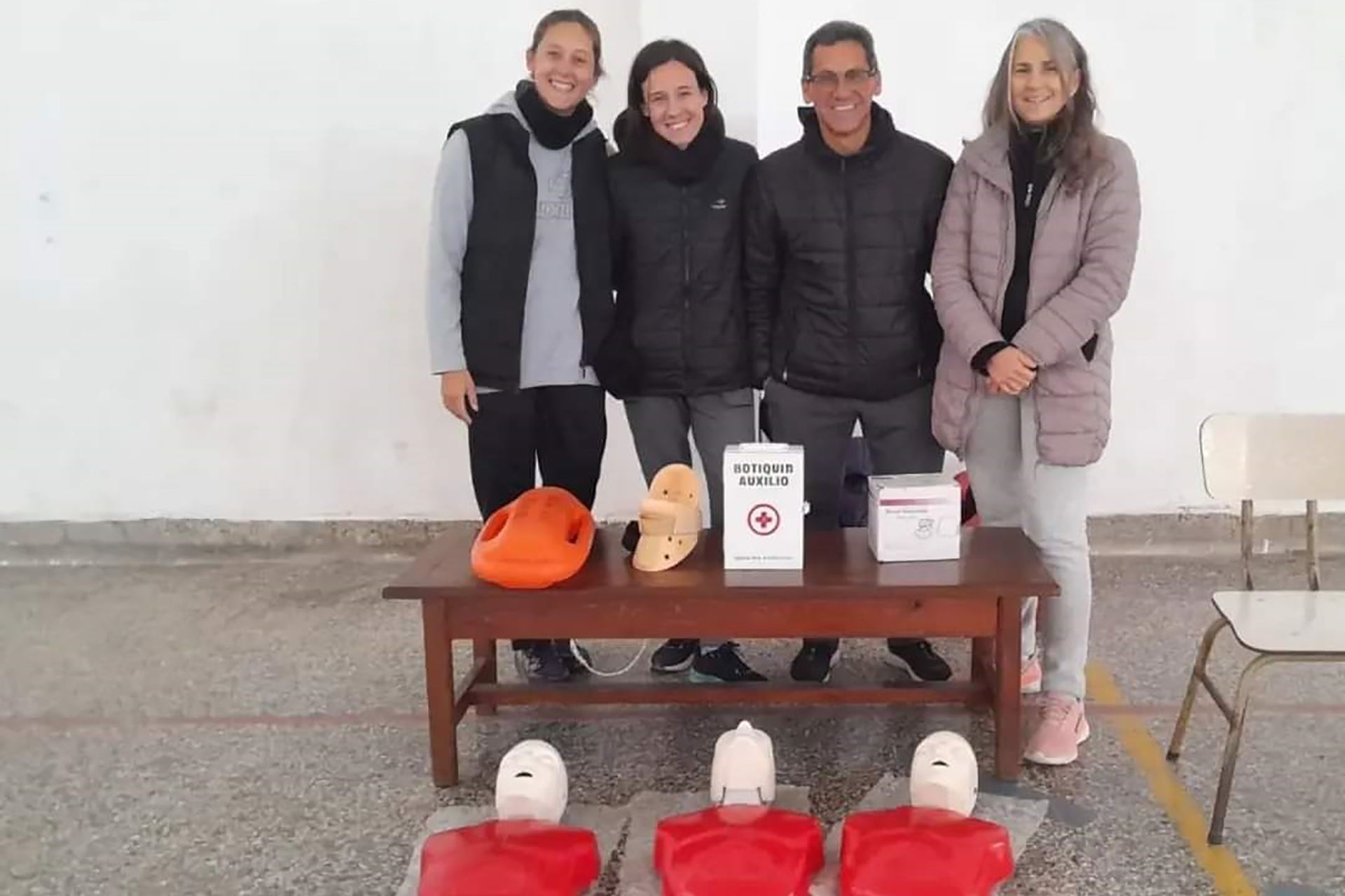 Colegio Sarmiento de La Paz - Curso de RCP - 1 1920x1280.jpg