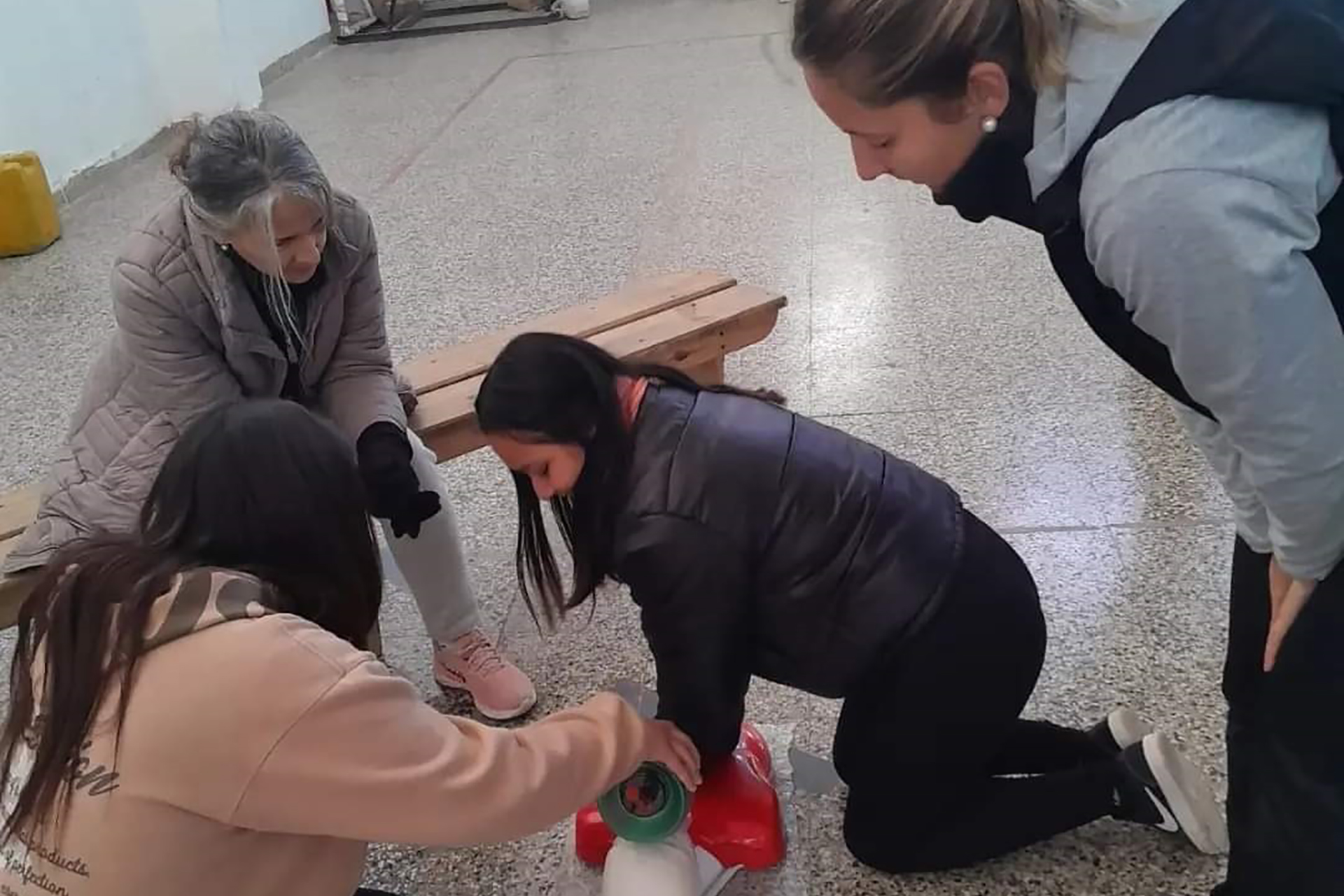 Colegio Sarmiento de La Paz - Curso de RCP - 2 1920x1280.jpg