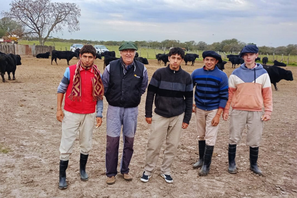 Estudiantes agrotecnica feliciano 2.jpg
