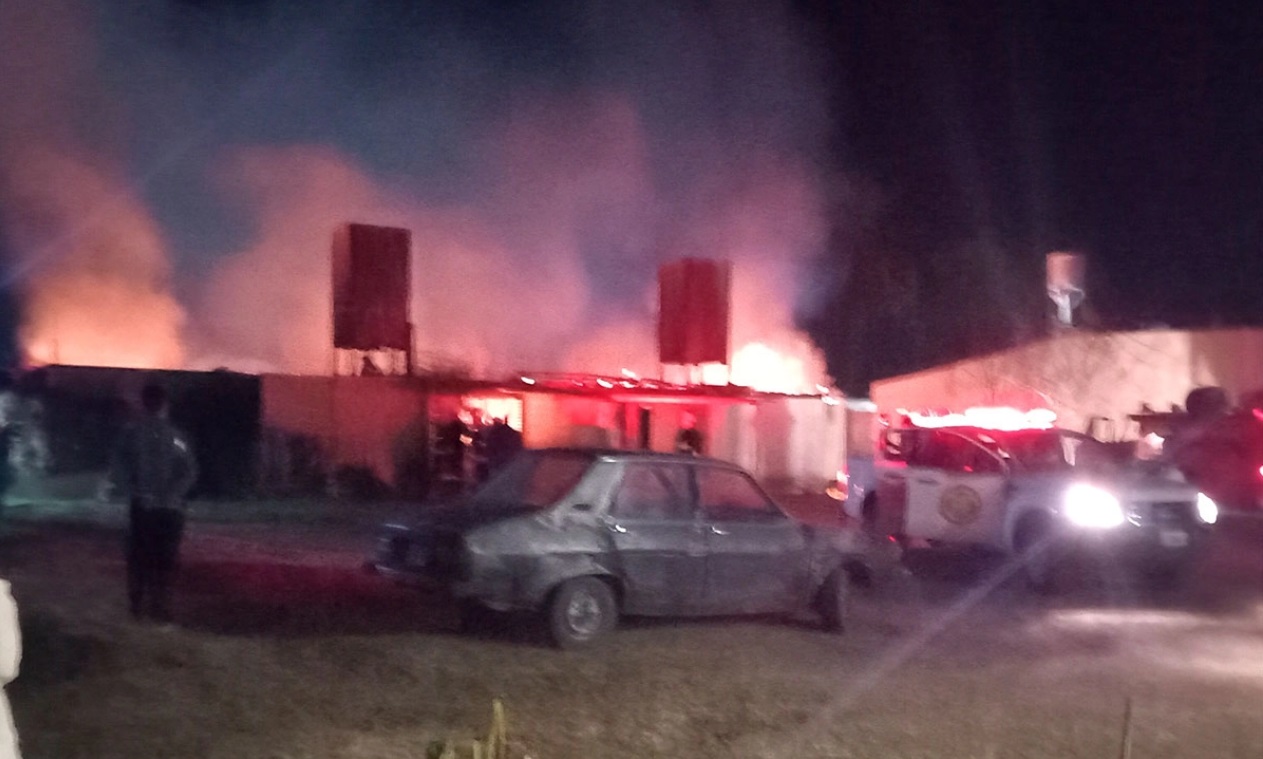 INCENDIO BOVRIL 67252OK.jpg