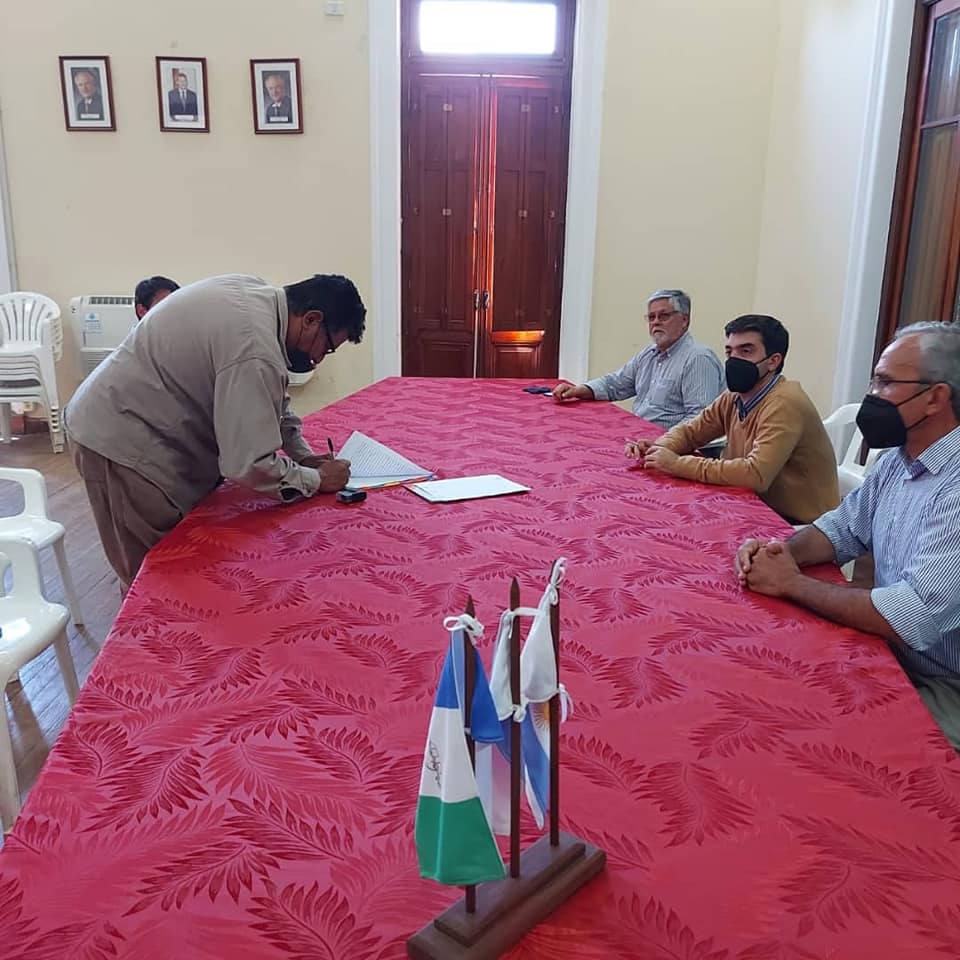 Plaza25MayoFirmaChajariFirma