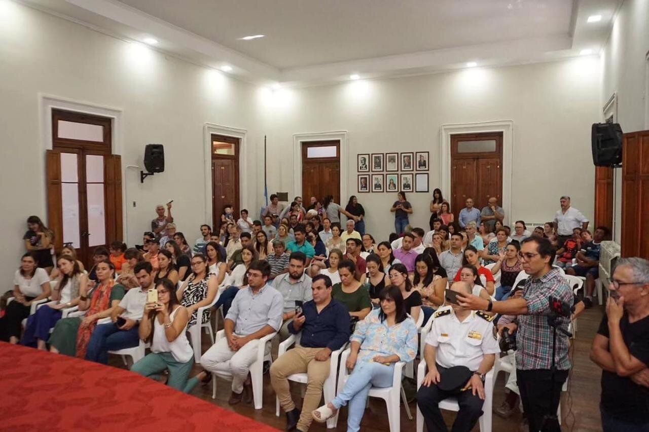 Presentacion revista Sarubi