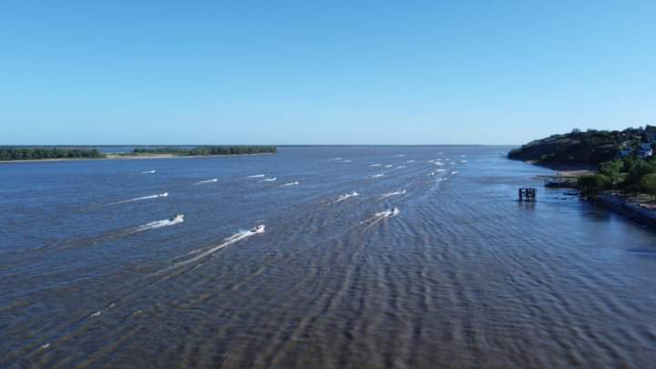 RioParanalanchasfiestaarmadonoviembre2021