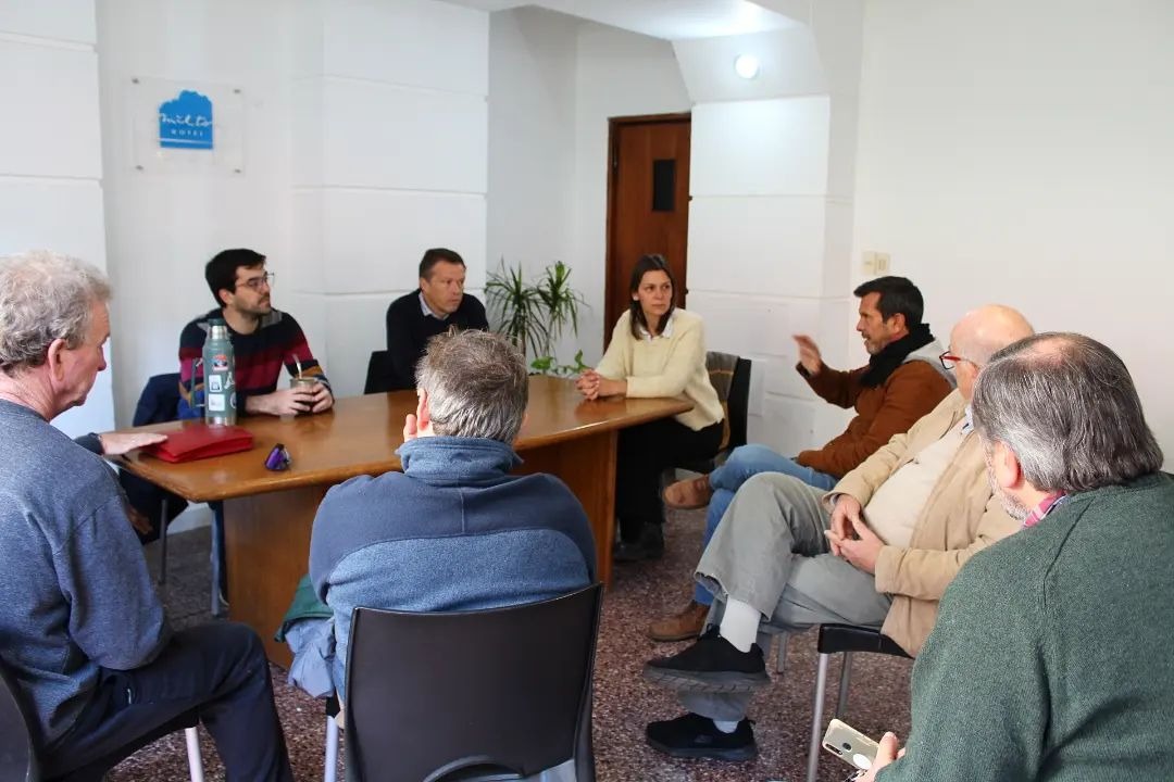 a2ff482d 9dd7 46b9 93c7 fe56de29f866