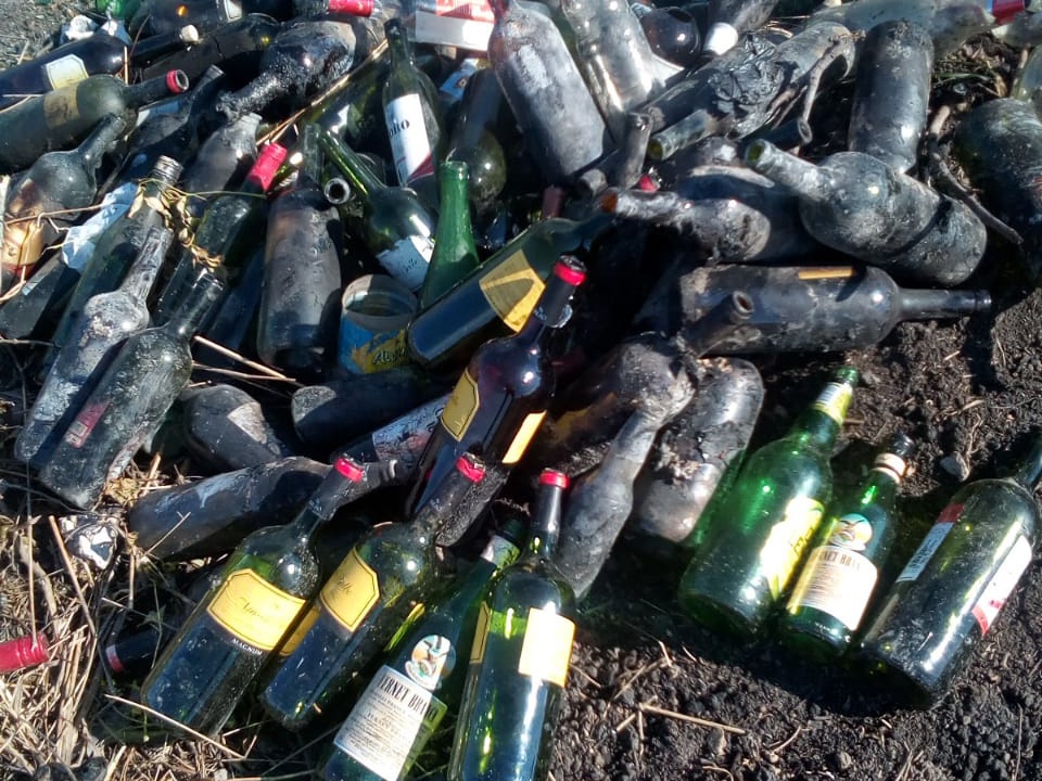 botellasbasuralsangustavo