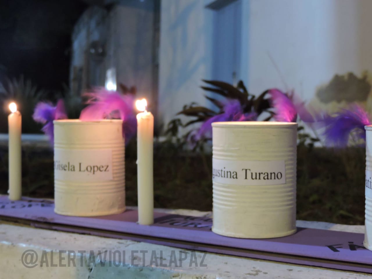 cba8e12f df98 4540 a233 3b0d8c1bfe20