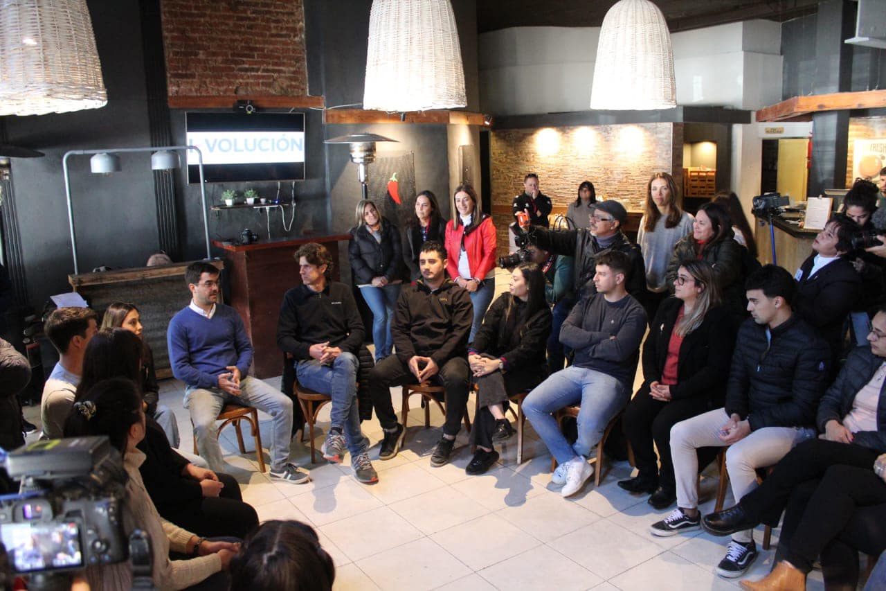 conversatorio juventud evolucion radical 2 7 22 2.jpg