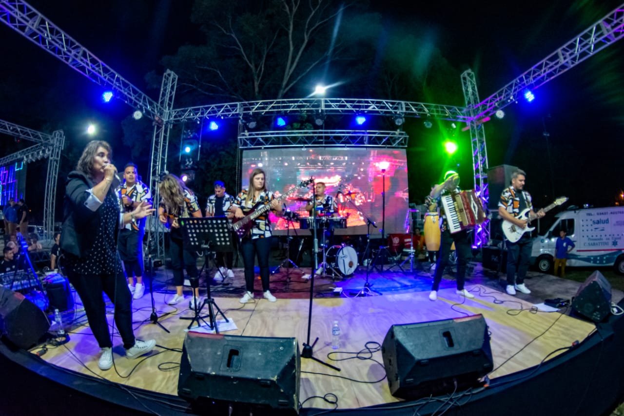 eb57556a 30ef 49b6 b30a b7f0f708ac3a