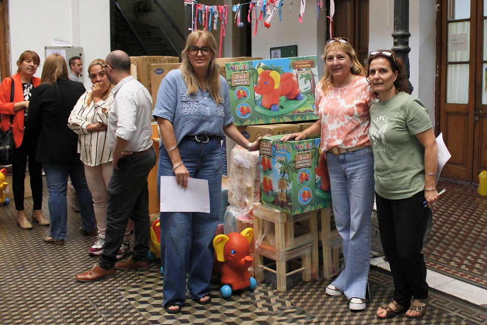 juguetes copnaf 3.jpg