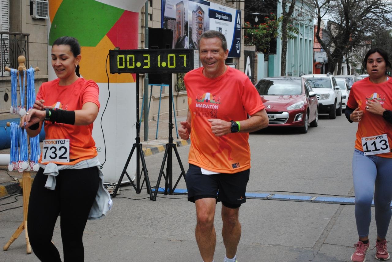 maratón ciudad de la paz intendente.jpg