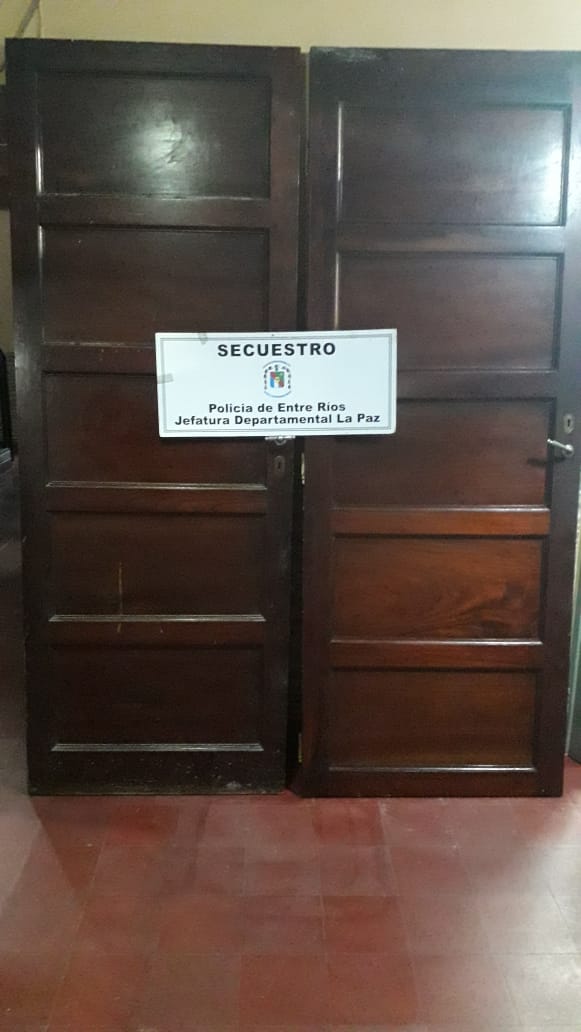 puerta secuestrada uader santa elena 2