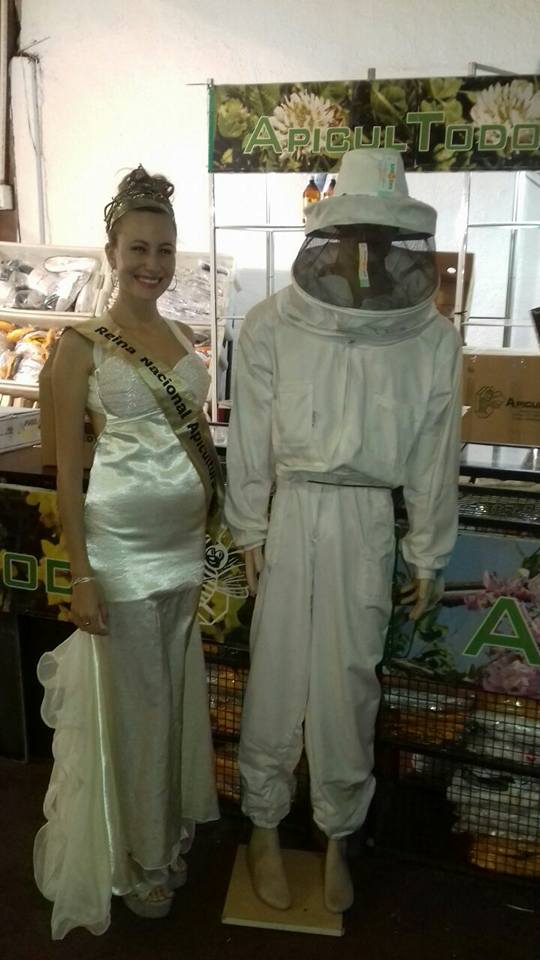 reina nacional de la apicultura 3 